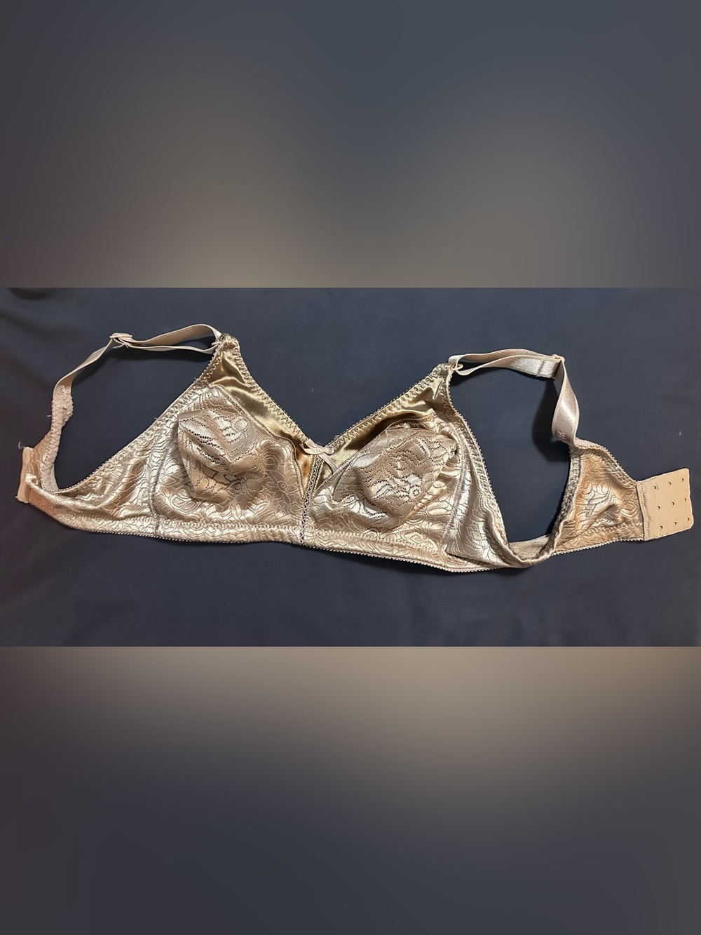 BALI Bra Wirefree Size 34C Double Support All Around Lingerie Flexible Support